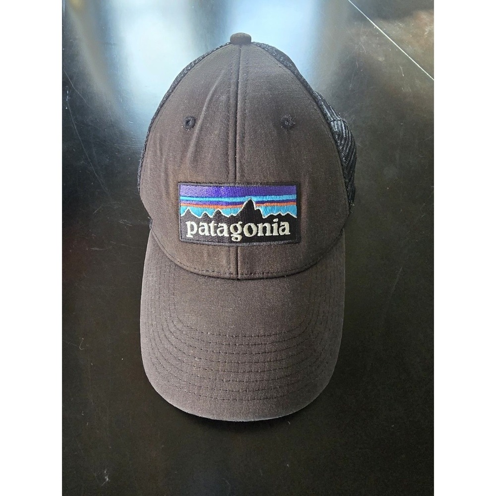 Patagonia Black Mesh Trucker Hat Adjustable One Size Men Outdoor